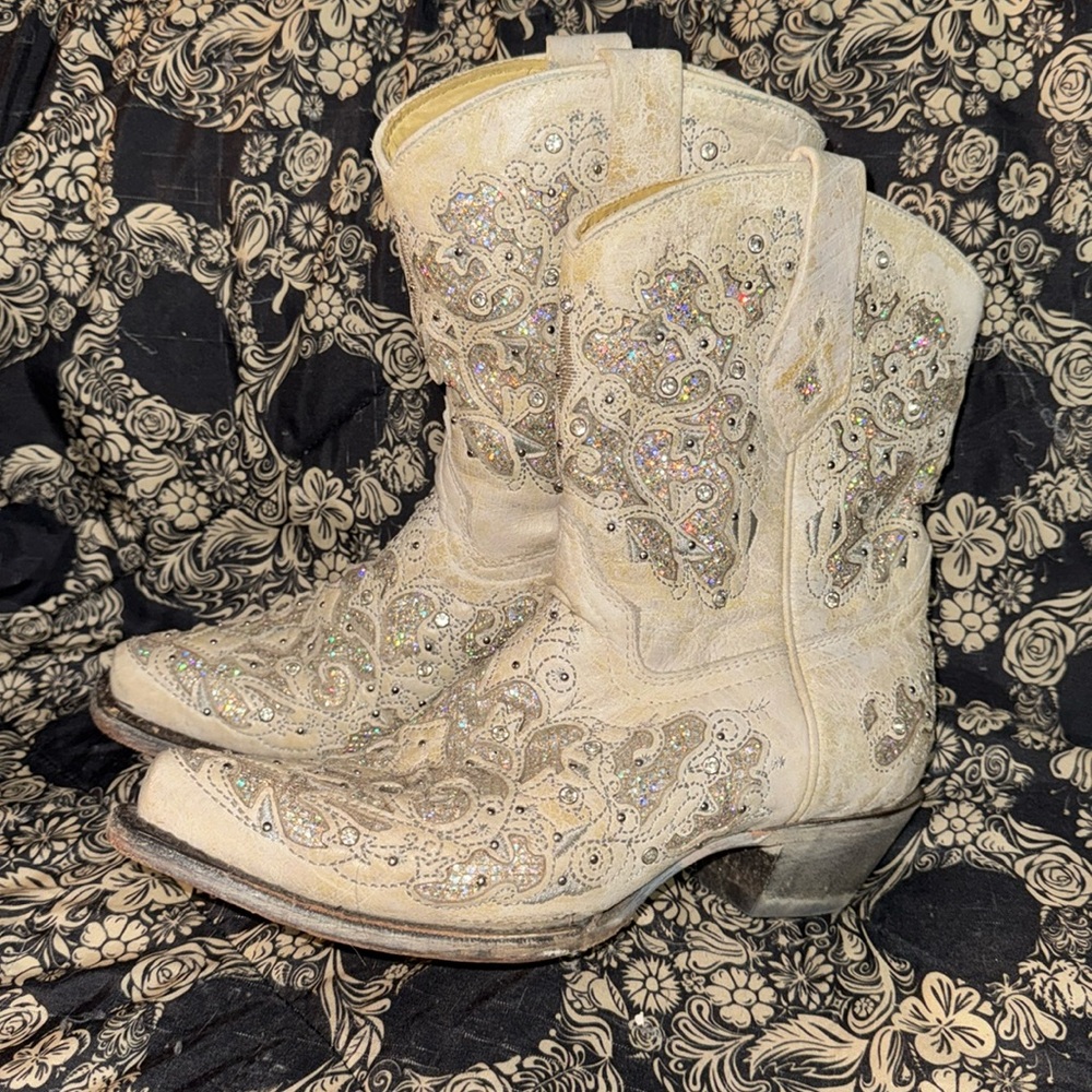 Corral Boot A3550 size 7.5 Excellent condition